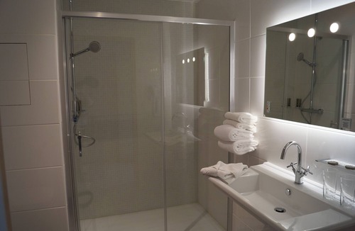 Seyssel Hotel | Hotel du Rhone Seyssel