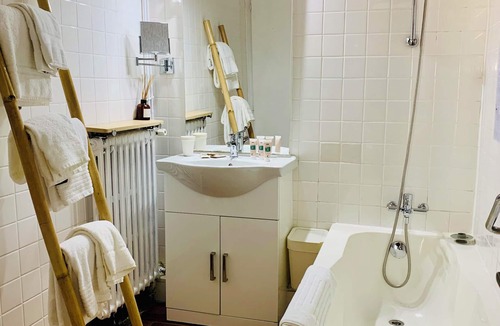 Aisey-sur-Seine Hotel | Hotel du Roy