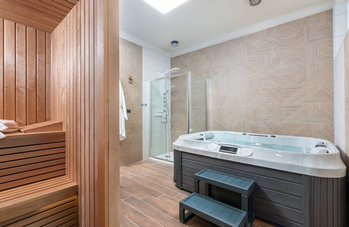 City Center Hotel | Hotel Dua Residence