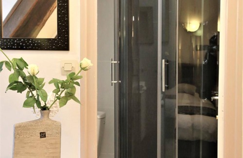 Mauriac Hotel | Hotel Ecu de France