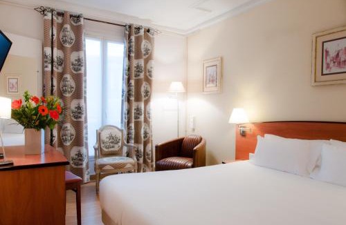 Clignancourt Hotel | Hotel Eden Montmartre