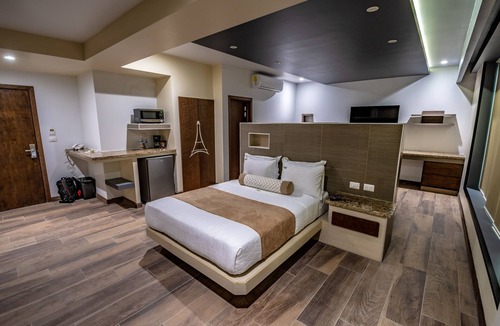 Zona Centro Hotel | Hotel Eiffel