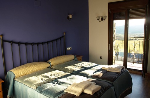 Larres Hostel | Hotel El Churron