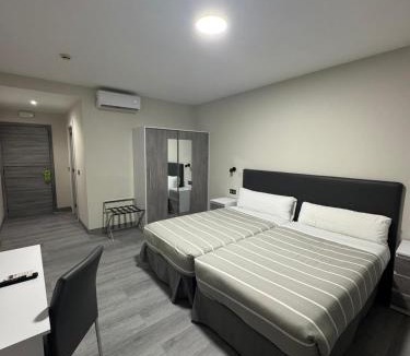 Zaragoza Hotel | Hotel El Cisne