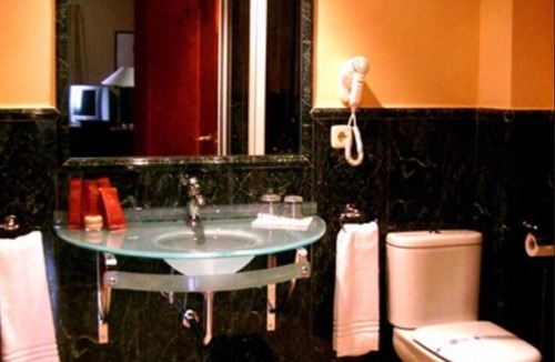 Torrecaballeros Hotel | Hotel El Rancho