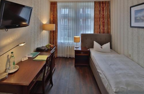 Ostorf Hotel | Hotel Elefant