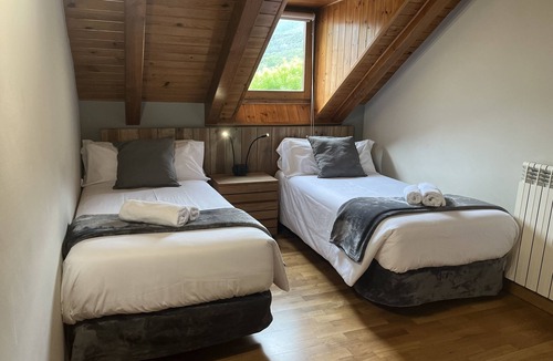 Espot Hotel | Hotel Els Encantats