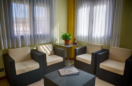 Boadilla del Camino Hotel | Hotel En El Camino