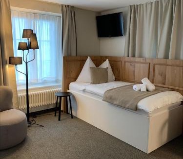 Horgen District Hotel | Hotel Engel am Bahnhof