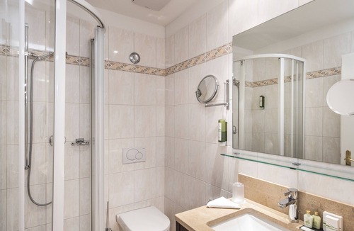Zuoz Hotel | Hotel Engiadina