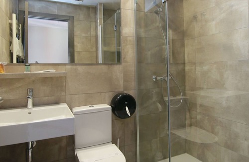 Esplugues de Llobregat Hotel | Hotel Esplugues