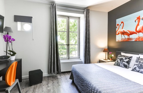Sommieres Hotel | Hotel Estelou