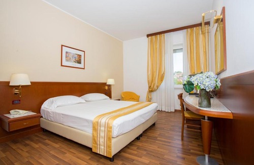 Roges Hotel | Hotel Europa