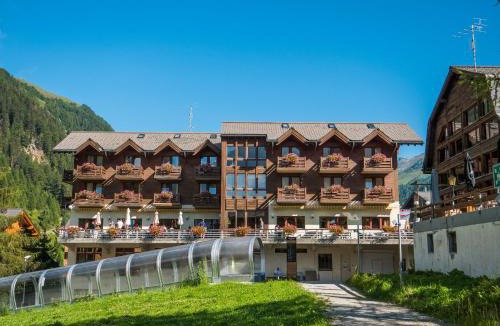 Zinal Cabin | Hotel Europe