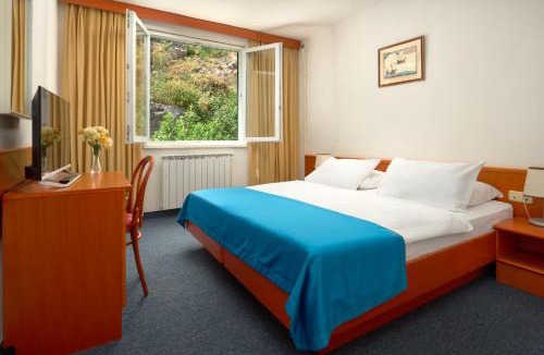 Trpanj Hotel | Hotel Faraon