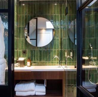 Saint-Vincent-de-Paul Hotel | Hotel Flanelles Paris