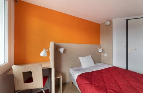 Fleury-Merogis Hotel | HOTEL FLEURY EX PREMEIRE CLASSE