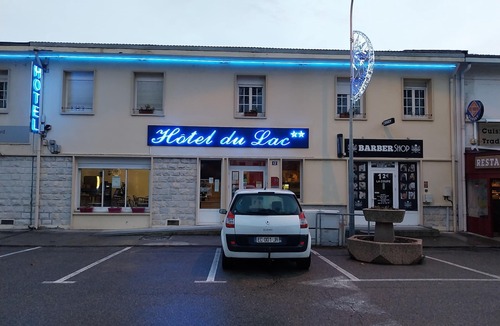 Chateau-Arnoux-Saint-Auban Apartment | Hotel du Lac