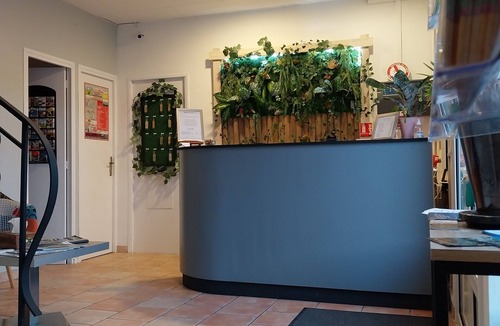 Chateau-Arnoux-Saint-Auban Apartment | Hotel du Lac