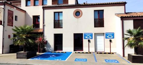 Saint-Philbert-de-Grand-Lieu Hotel | Hotel La Bosselle