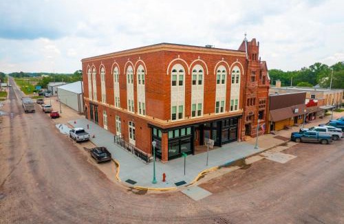 Red Cloud Hotel | Hotel Garber