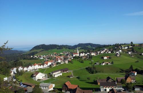 Schwellbrunn Hotel | Hotel Garni Traube B&B