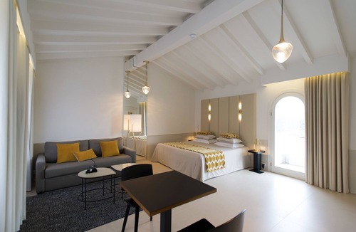 Bonifacio Hotel | Hotel Genovese