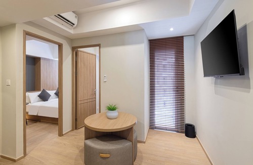 Old Jakarta Hotel | Hotel Golden Tulip Essential PIK2 Jakarta