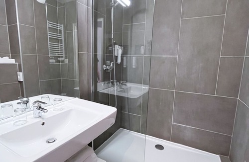 Juvignac Hotel | Hotel Golf Fontcaude