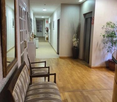 San Martin de la Virgen de Moncayo Hotel | Hotel Gomar