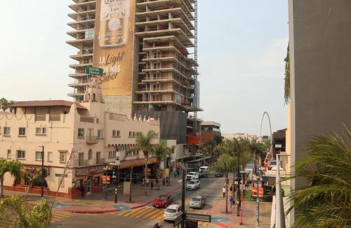 Avenida Revolucion Hotel | Hotel Grand One Plaza