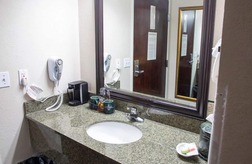 Branson Theater District Hotel | Hotel Grand Victorian