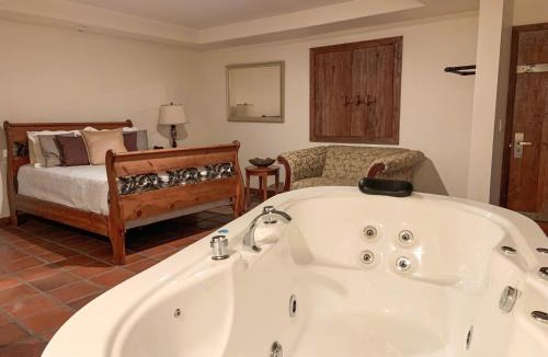 Tecate Hotel | Hotel Hacienda Santana