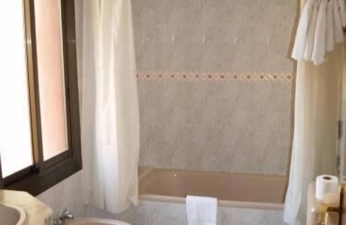 Sant Feliu de Guixols Hotel | Hotel Hostal del Sol