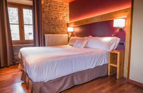 Rupit I Pruit House | Hotel Hostal Estrella