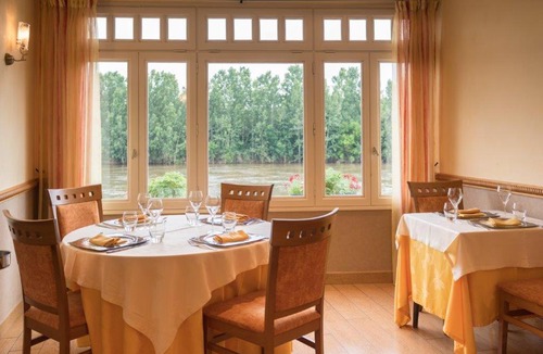 Saint-Florent-le-Vieil Hotel | Hotel Hostellerie De La Gabelle