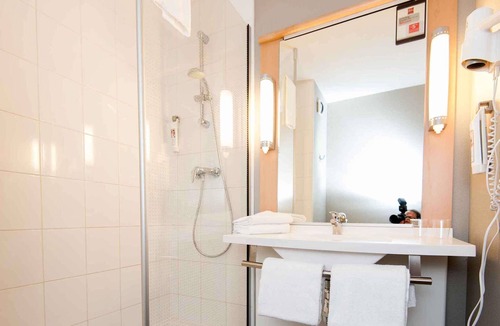 Magny Hotel | Hotel ibis Avallon