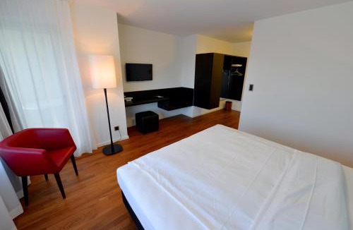 Uster District Hotel | HOTEL illuster - Urban & Local