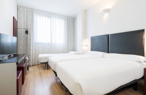 Penya-roja Hotel | Hotel ILUNION Aqua 3