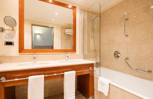 Penya-roja Hotel | Hotel ILUNION Aqua 4