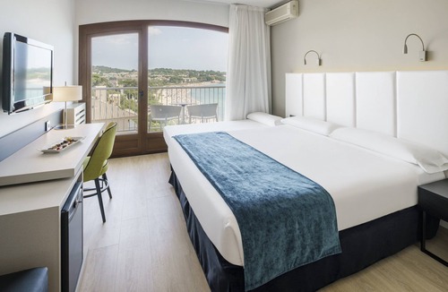 Sant Feliu de Guixols Hotel | Hotel ILUNION Caleta Park