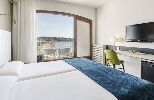 Sant Feliu de Guixols Hotel | Hotel ILUNION Caleta Park
