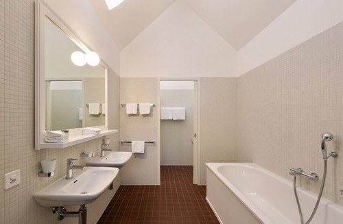 Binningen Hotel | Hotel im Schlosspark