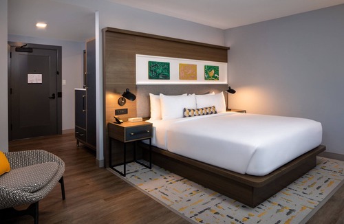 Downtown Chattanooga Hotel | Hotel Indigo Chattanooga - Downtown by IHG