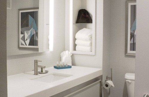 Harrisburg - Hershey Hotel | Hotel Indigo Harrisburg - Hershey by IHG