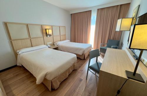 Alcala de Henares Hotel | Hotel Isla de La Garena