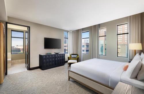 Downtown Minneapolis Hotel | Hotel Ivy, a Luxury Collection Hotel, Minneapolis