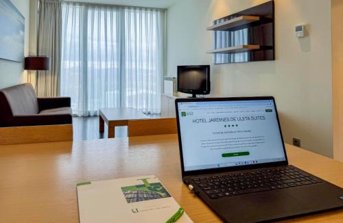 Mendizorrotza Apartment | Hotel Jardines de Uleta Suites