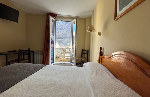 Les House | Hotel Joan Canejan