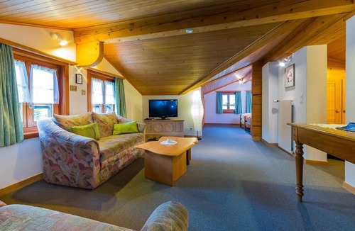 Gluringen Hotel | Hotel Joopi